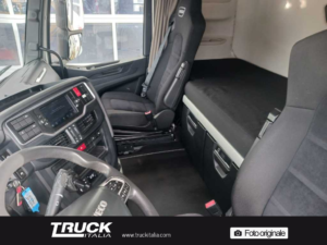 iveco-s-way-as-440-s46t-p-hi-tronix-sku90025