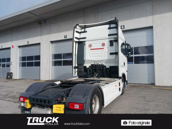 iveco-s-way-as-440-s46t-p-hi-tronix-sku90025